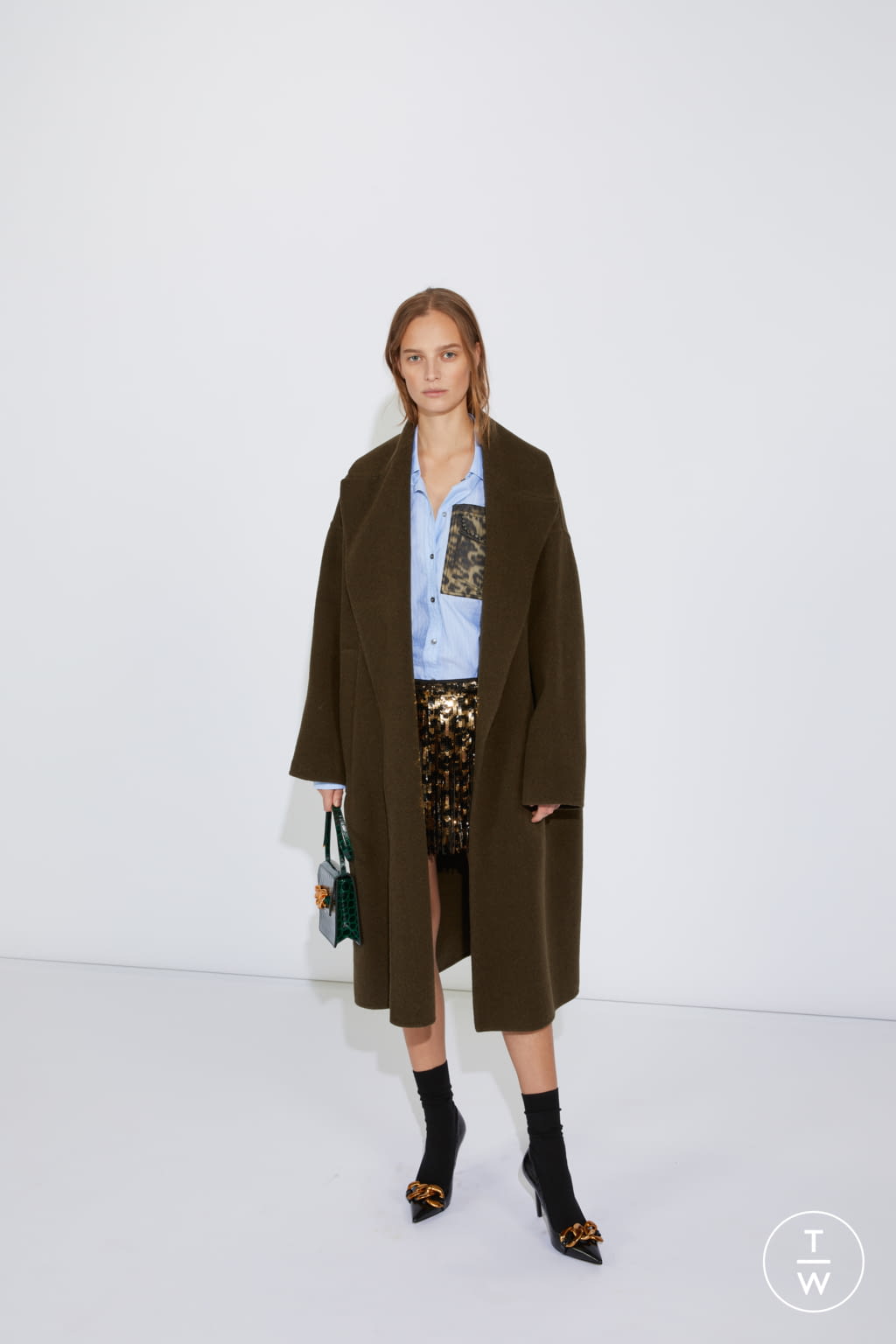 Fashion Week Milan Pre-Fall 2020 look 25 from the N°21 collection 女装