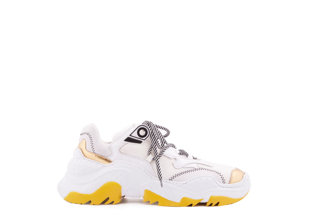 Fashion Week Milan Spring/Summer 2018 look 20 from the N°21 collection 女装配饰