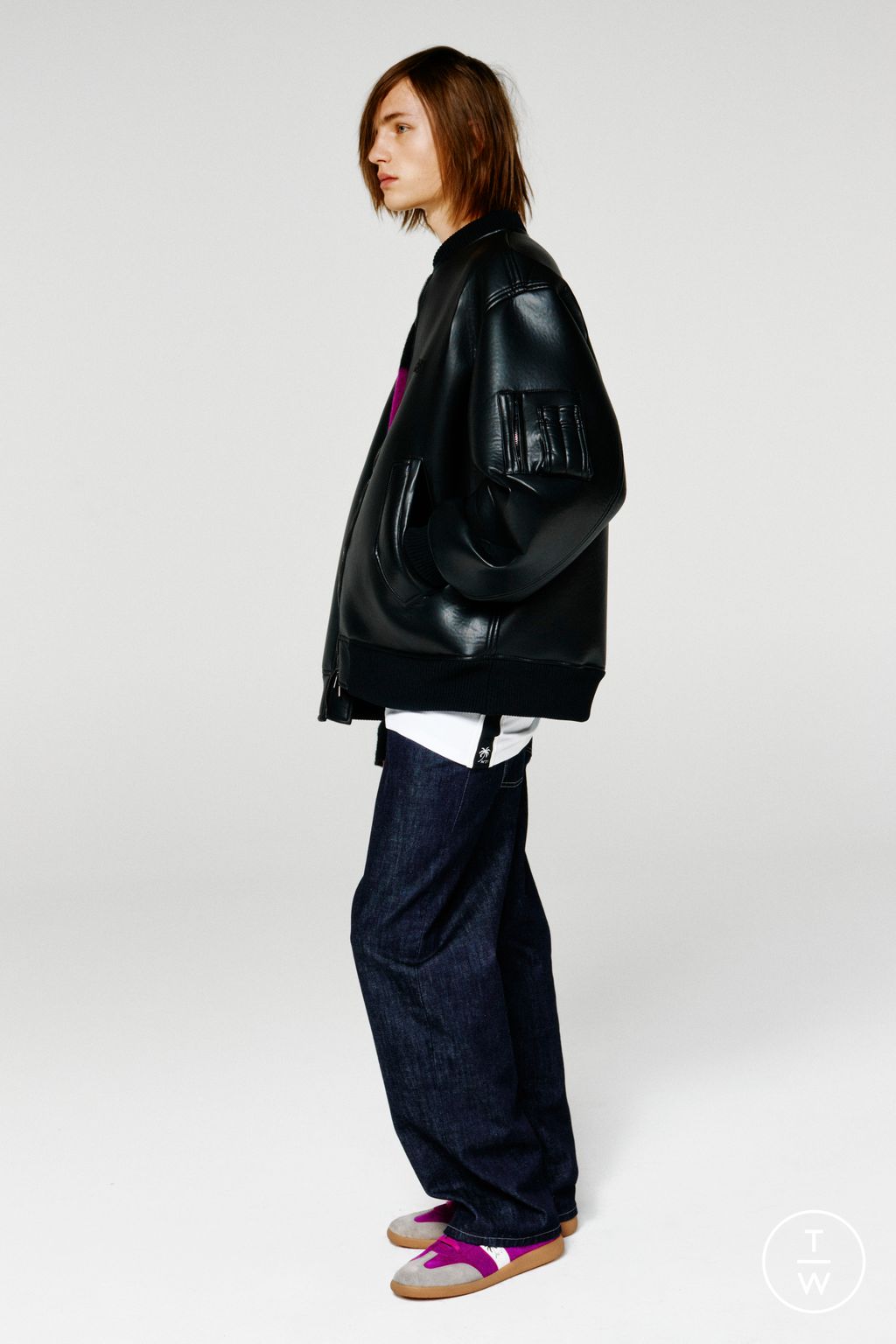 Fashion Week Milan Fall/Winter 2024 look 8 from the N°21 collection menswear