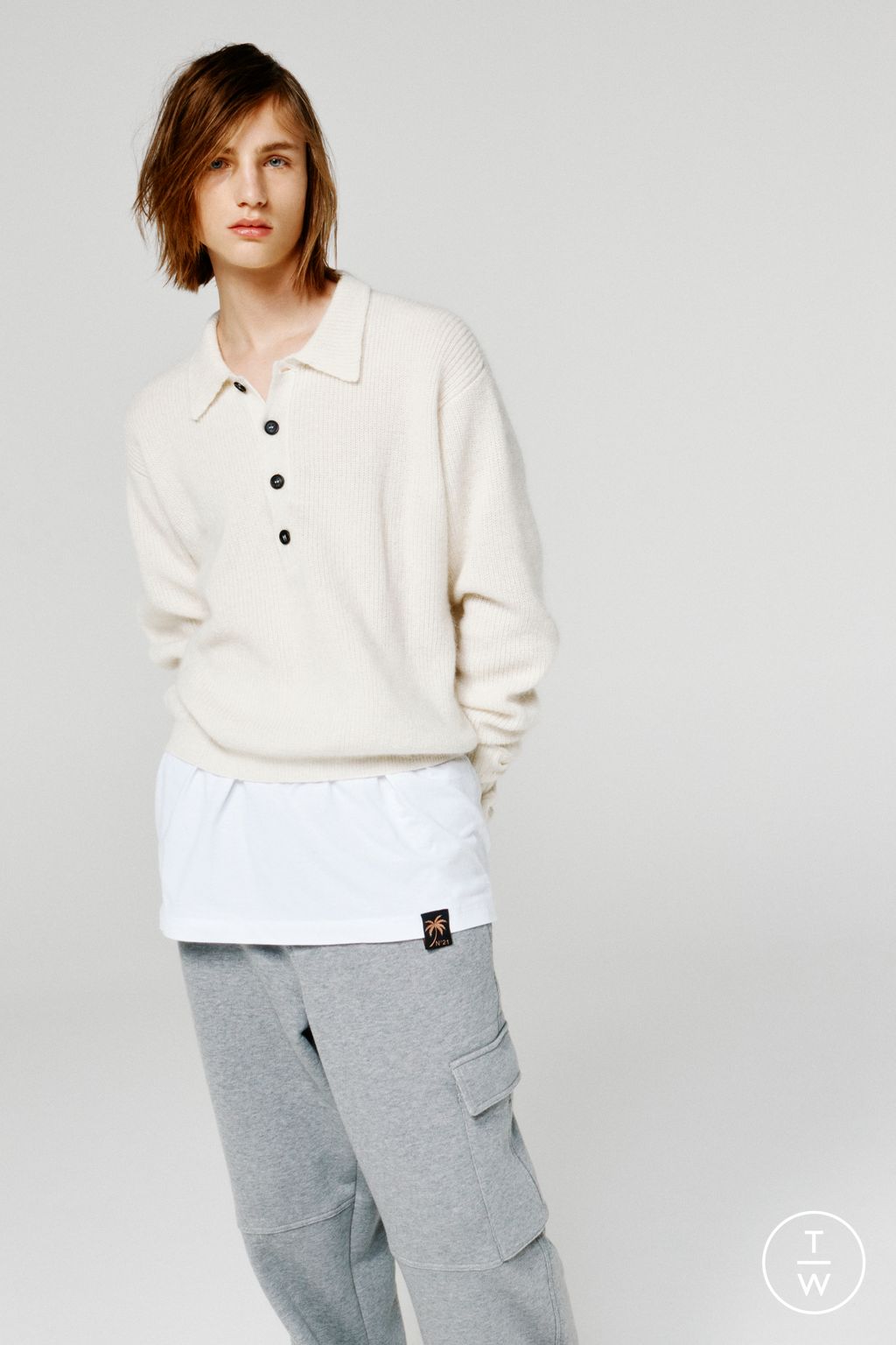 Fashion Week Milan Fall/Winter 2024 look 12 de la collection N°21 menswear