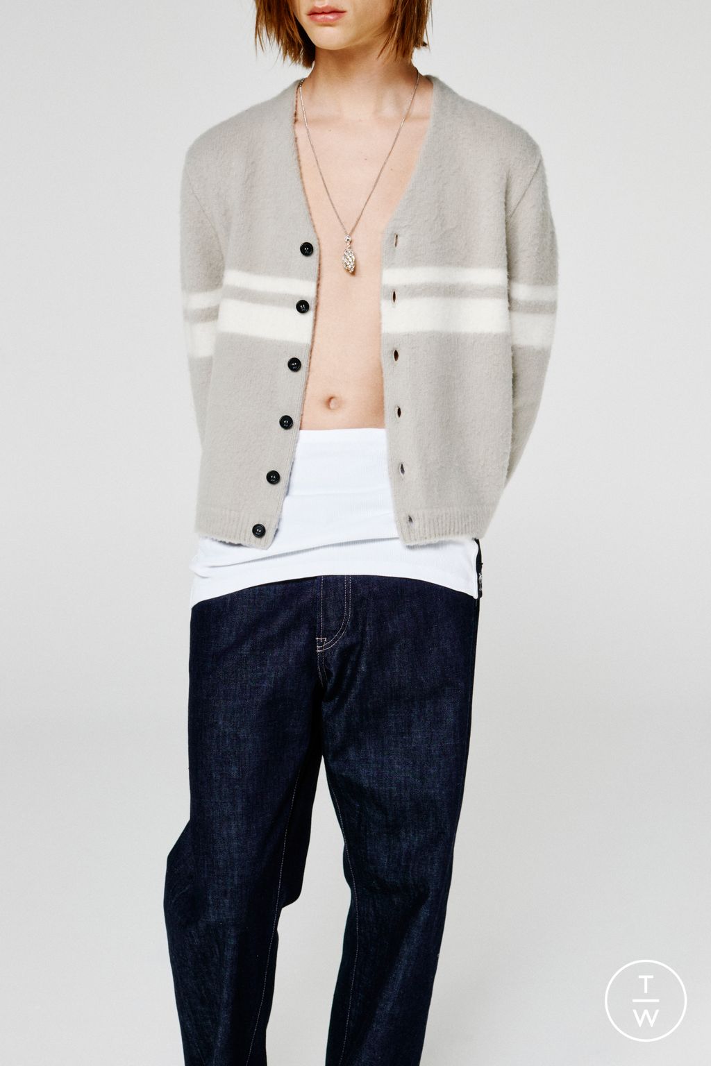 Fashion Week Milan Fall/Winter 2024 look 13 from the N°21 collection 男装