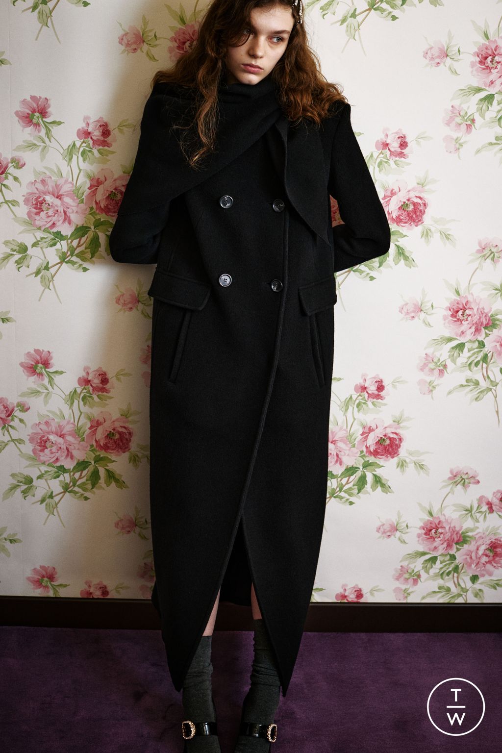 Fashion Week Milan Pre-Fall 2025 look 23 from the N°21 collection womenswear