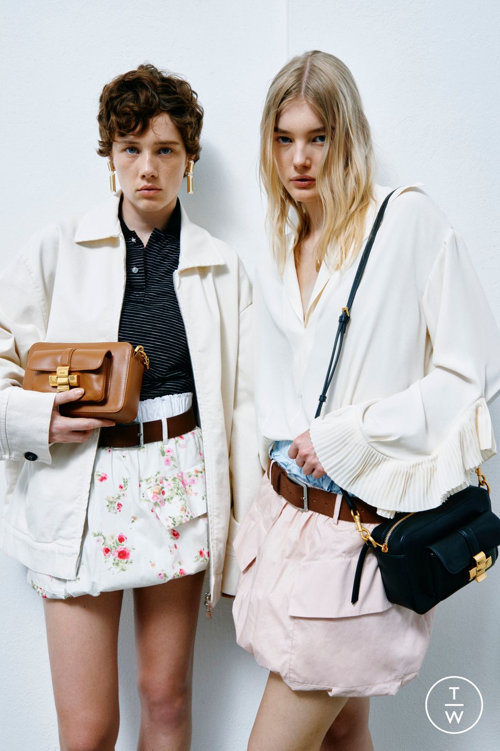 Fashion Week Milan Resort 2025 look 22 from the N°21 collection womenswear