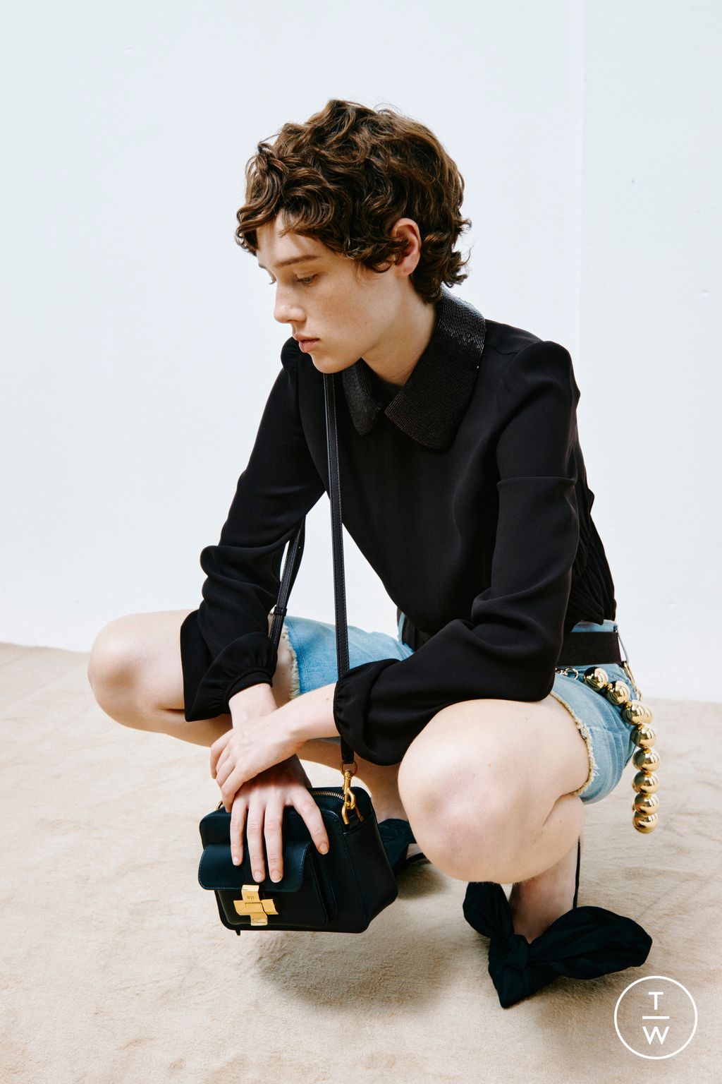 Fashion Week Milan Resort 2025 look 27 de la collection N°21 womenswear