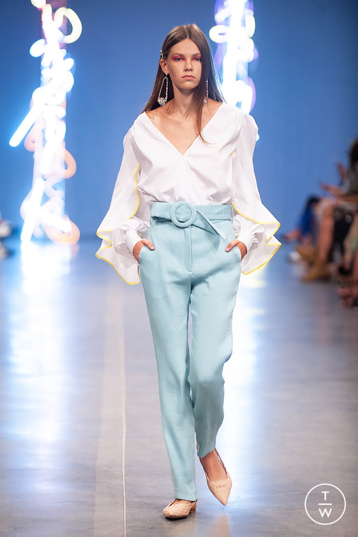 Fashion Week Paris Spring/Summer 2019 look 31 from the NADYA DZYAK collection 女装