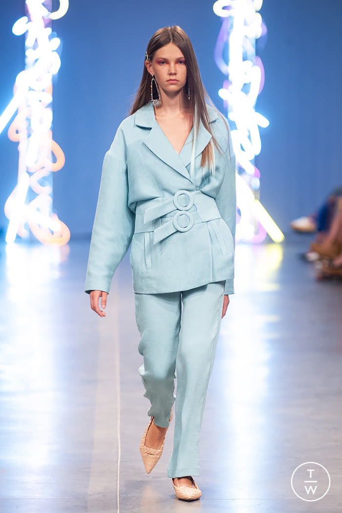 Fashion Week Paris Spring/Summer 2019 look 45 from the NADYA DZYAK collection 女装