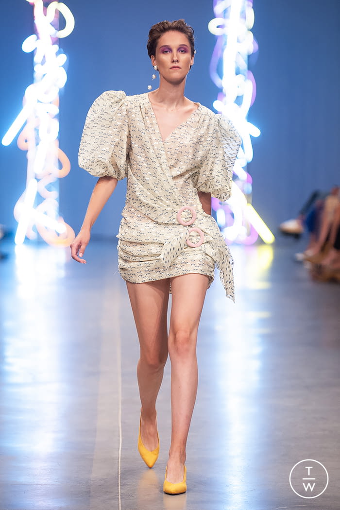 Fashion Week Paris Spring/Summer 2019 look 49 from the NADYA DZYAK collection 女装