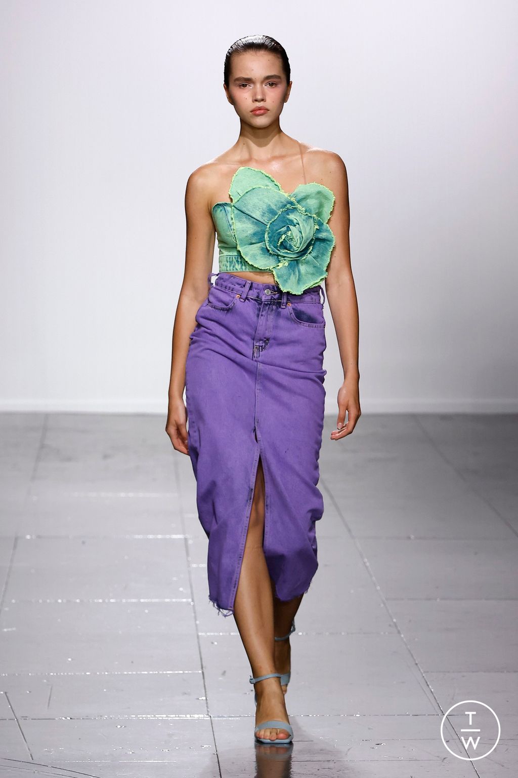Fashion Week London Spring/Summer 2024 look 15 from the NADYA DZYAK collection womenswear