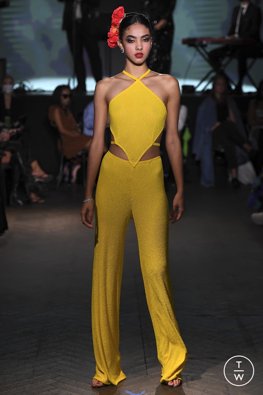 Fashion Week New York Spring/Summer 2022 look 24 from the Naeem Khan collection womenswear