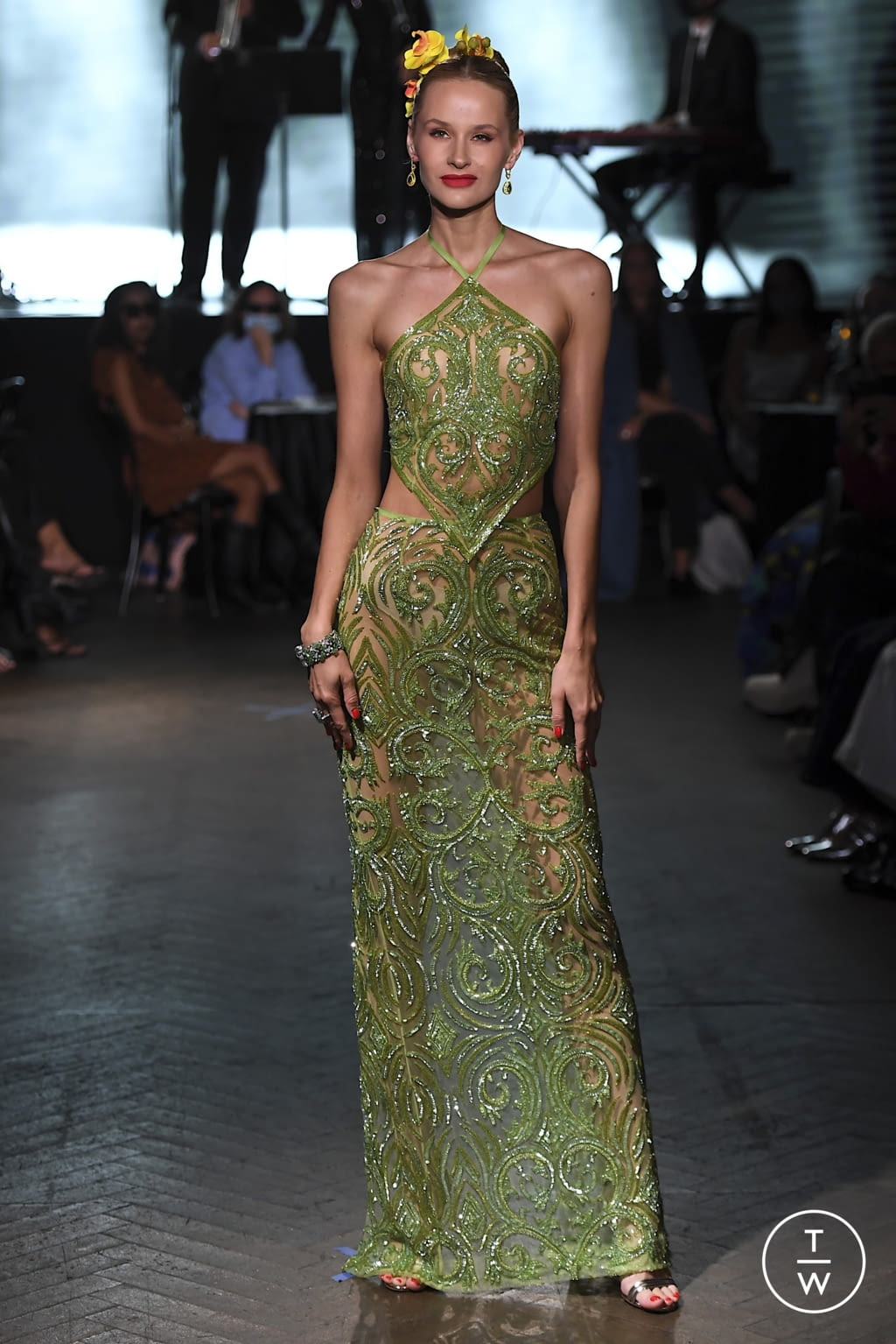 Fashion Week New York Spring/Summer 2022 look 26 from the Naeem Khan collection womenswear