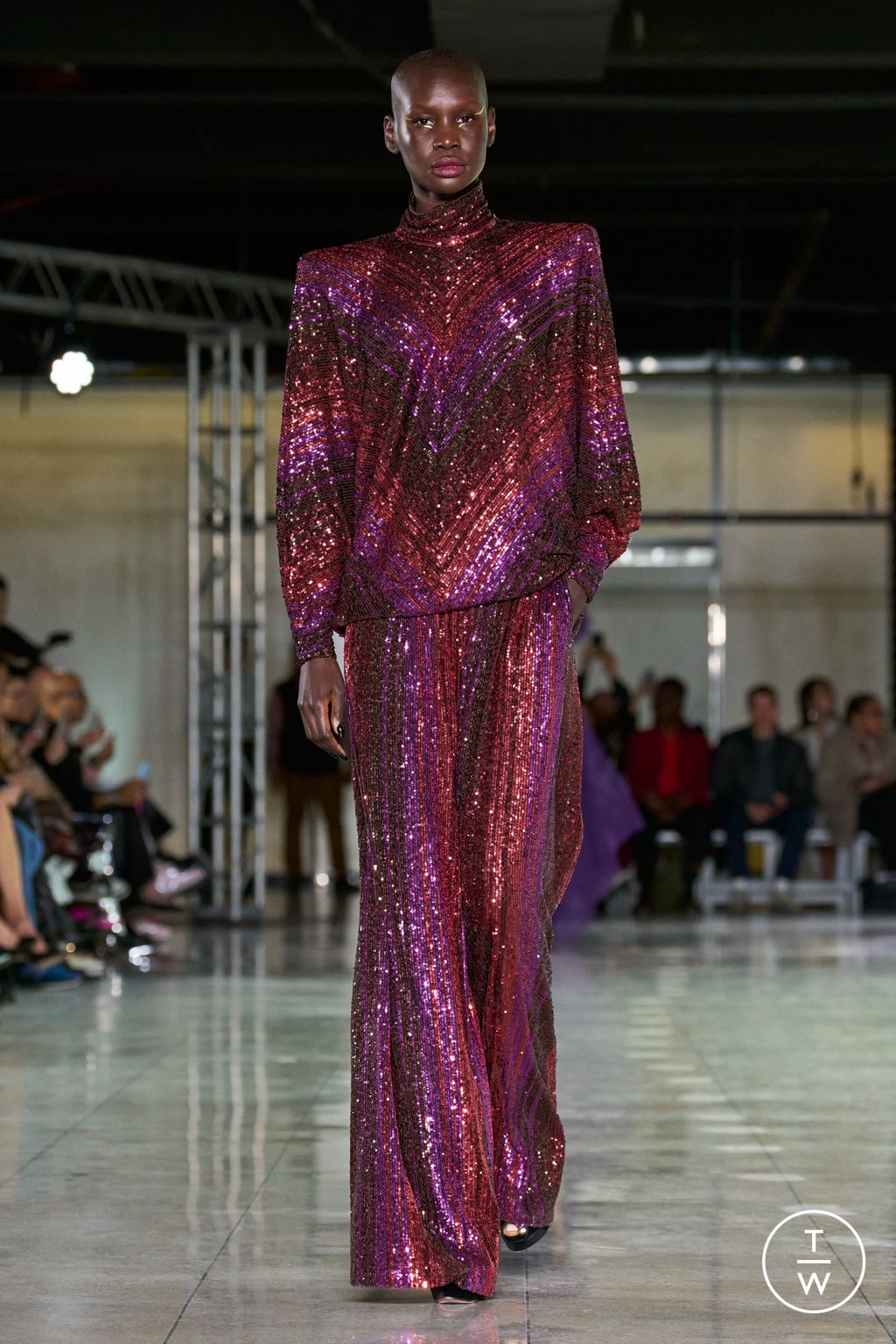 Fashion Week New York Fall/Winter 2024 look 6 from the Naeem Khan collection womenswear