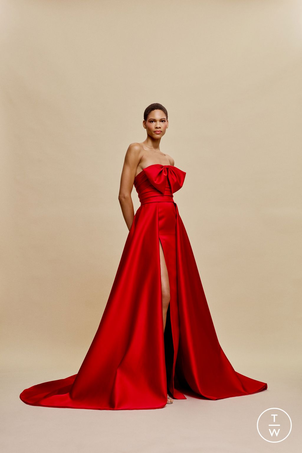 Fashion Week New York Resort 2025 look 10 de la collection Naeem Khan womenswear