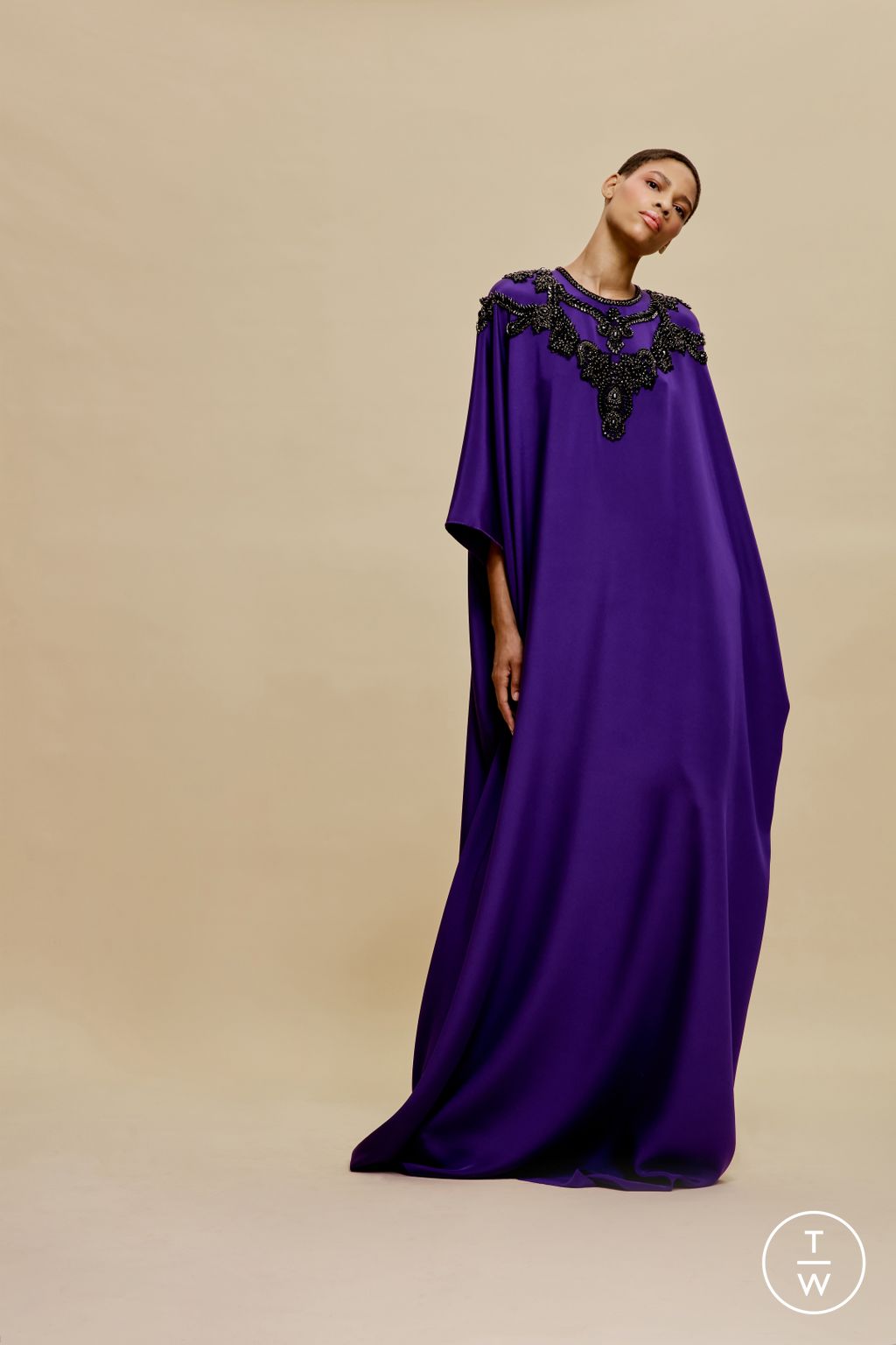 Fashion Week New York Resort 2025 look 15 from the Naeem Khan collection womenswear