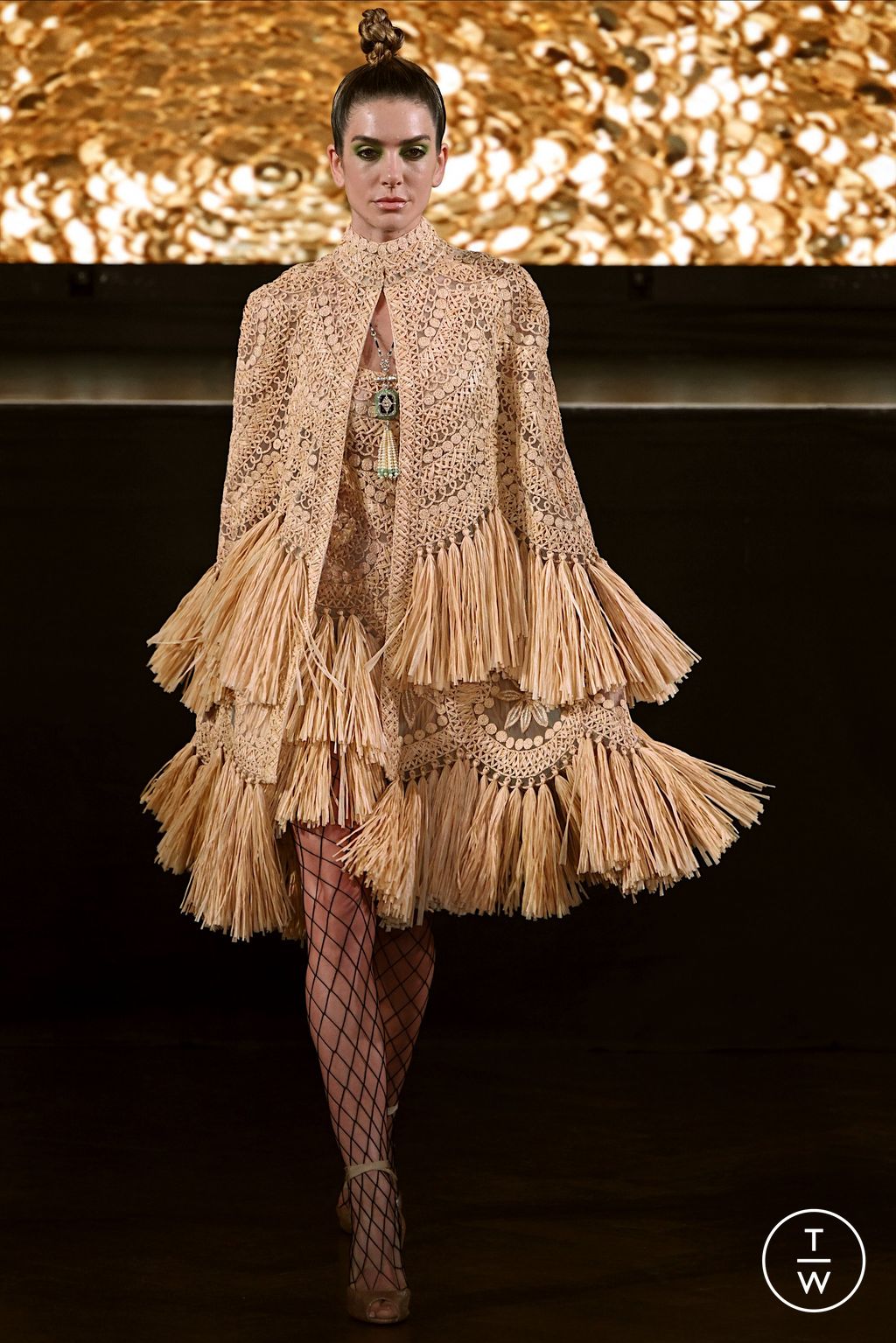 Fashion Week New York Spring/Summer 2023 look 1 from the Naeem Khan collection womenswear