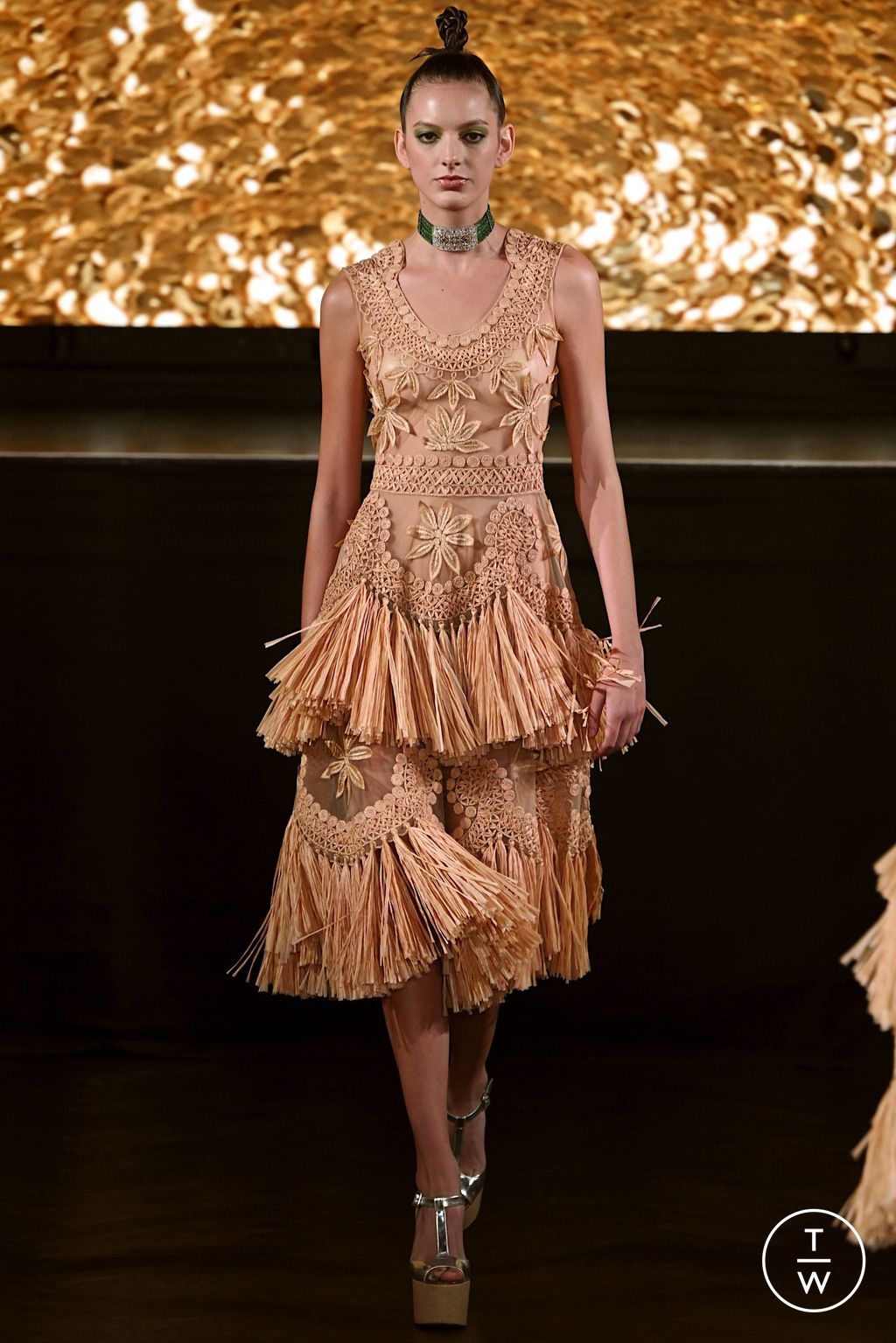Fashion Week New York Spring/Summer 2023 look 2 from the Naeem Khan collection womenswear