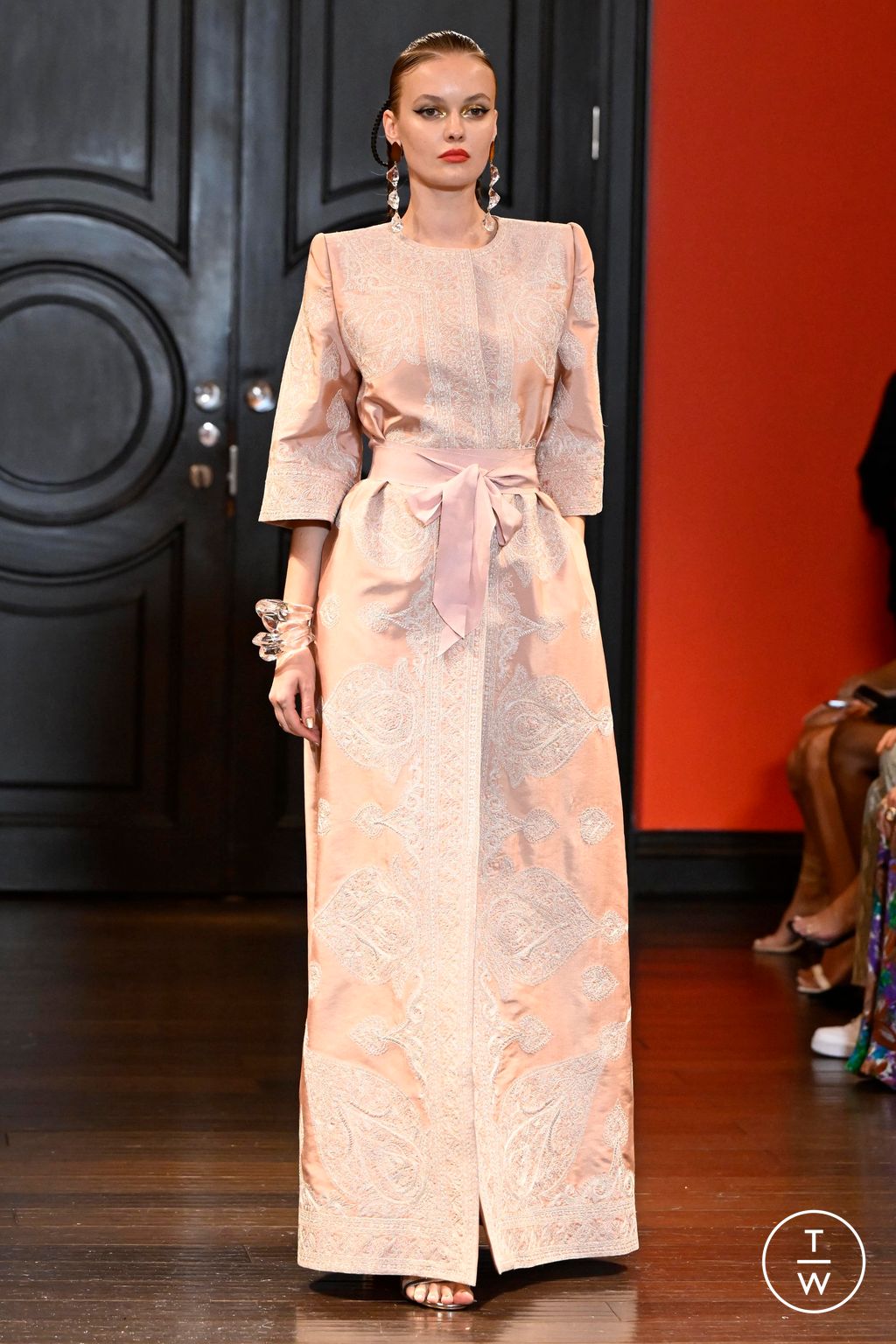 Fashion Week New York Spring/Summer 2024 look 28 from the Naeem Khan collection womenswear