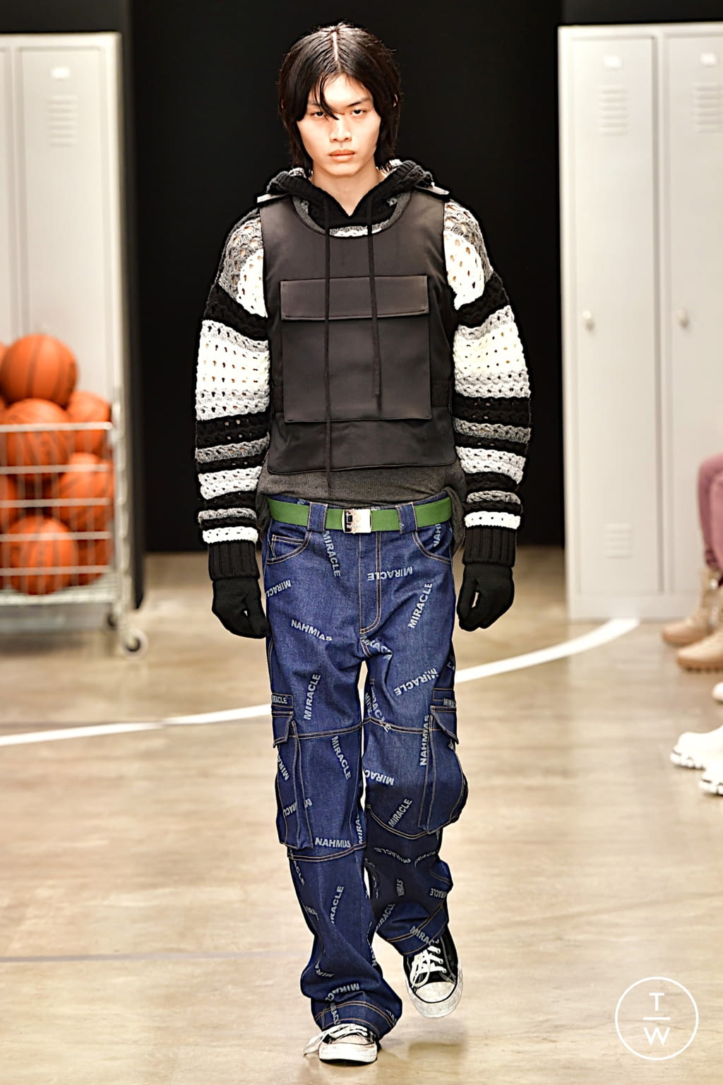 Fashion Week Paris Fall/Winter 2022 look 1 from the Nahmias collection 男装