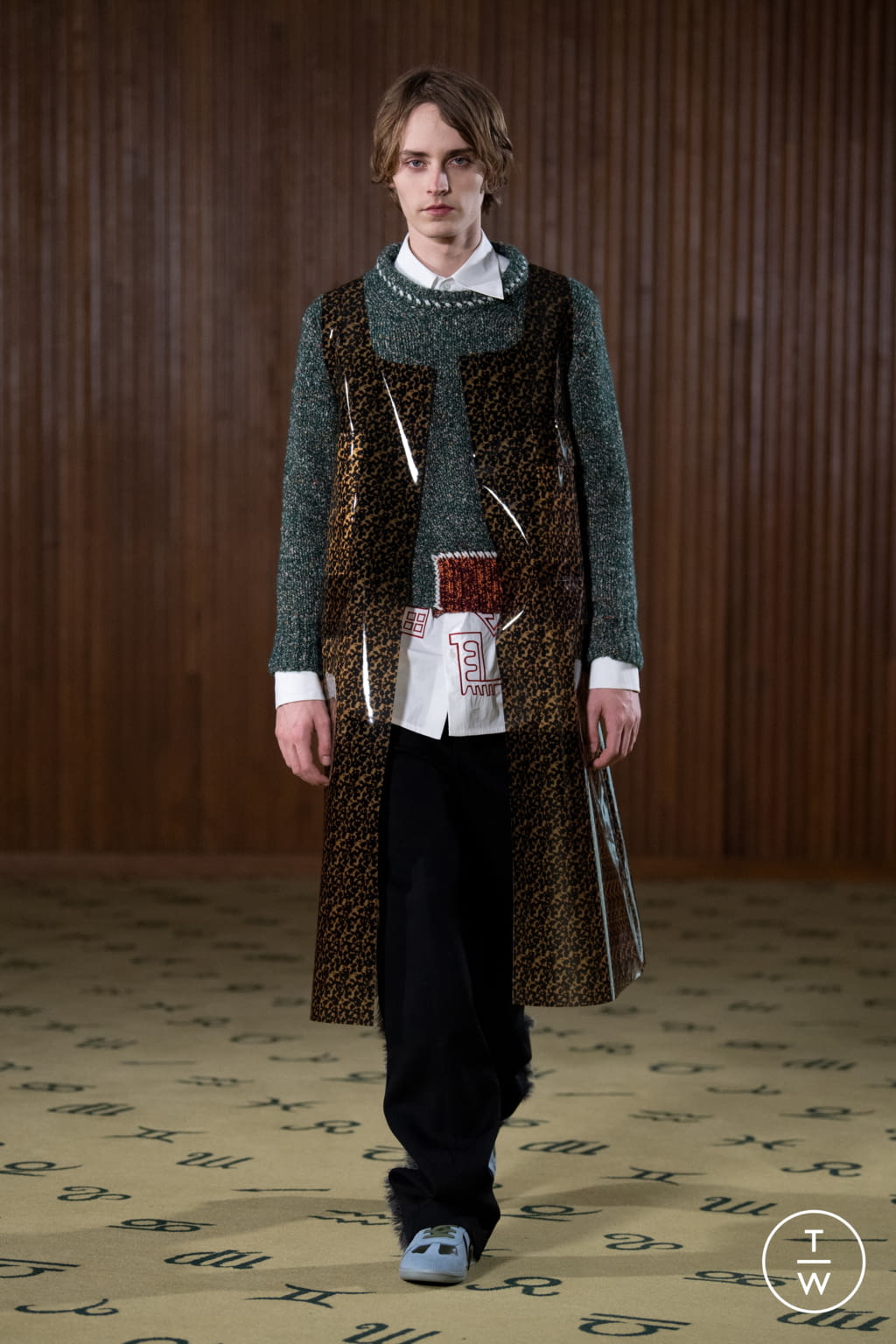 Fashion Week Paris Fall/Winter 2022 look 19 from the Namacheko collection menswear