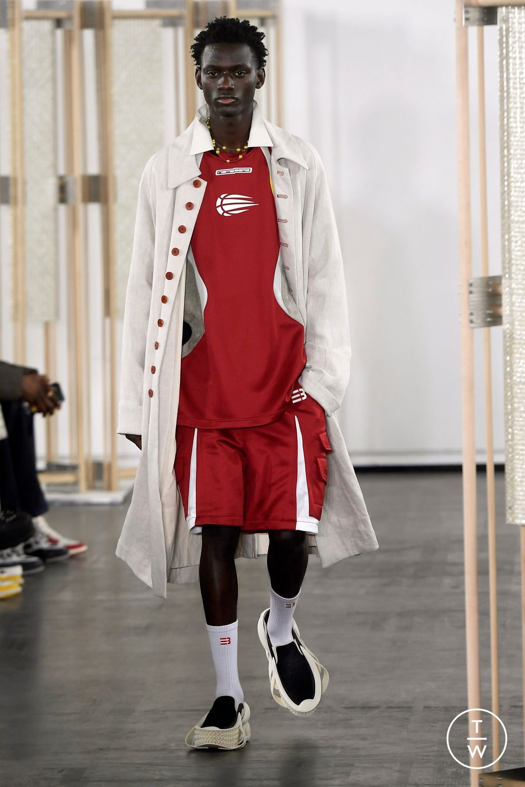 Fashion Week Paris Fall/Winter 2024 look 11 from the Namesake collection menswear