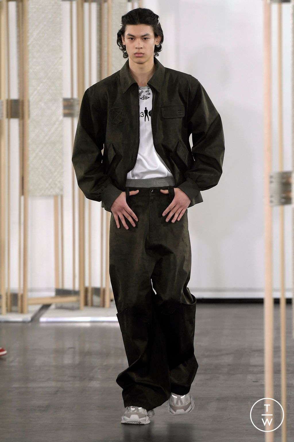 Fashion Week Paris Fall/Winter 2024 look 16 from the Namesake collection 男装