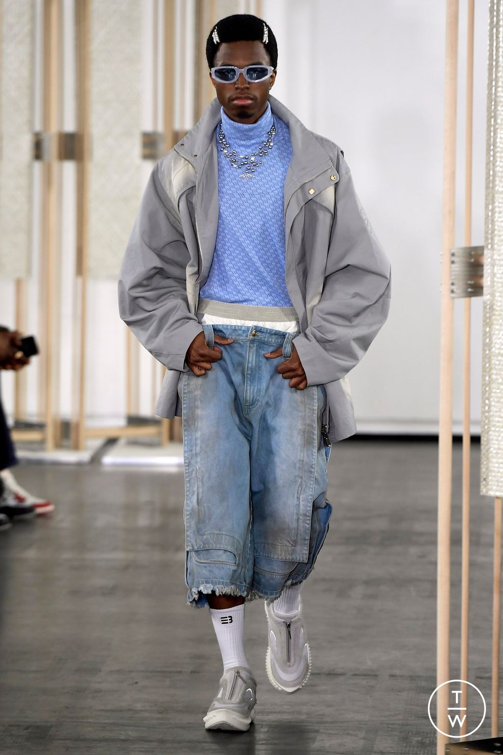 Fashion Week Paris Fall/Winter 2024 look 28 from the Namesake collection 男装