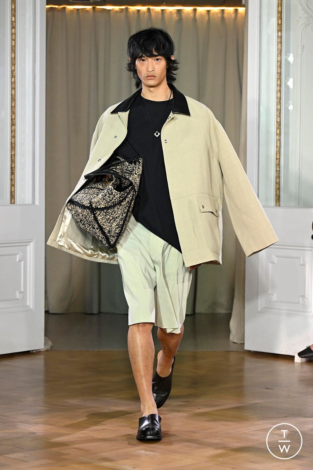 Fashion Week London Spring/Summer 2026 look 21 from the Nanushka collection womenswear