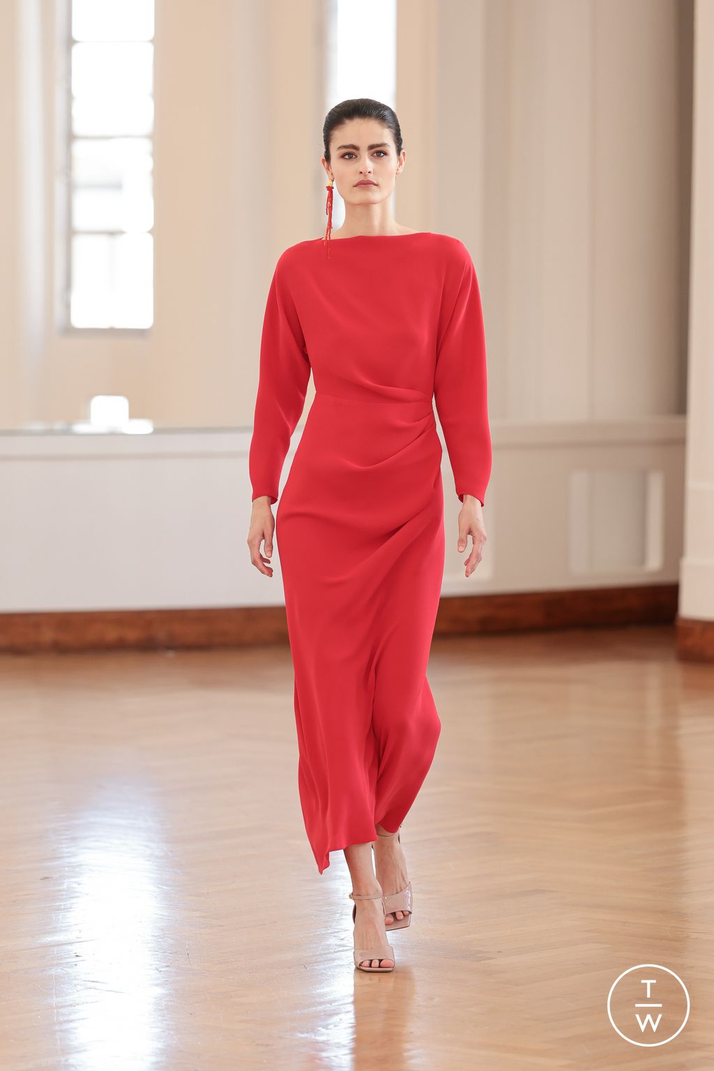 Fashion Week Paris Fall/Winter 2025 look 35 from the Natan collection couture