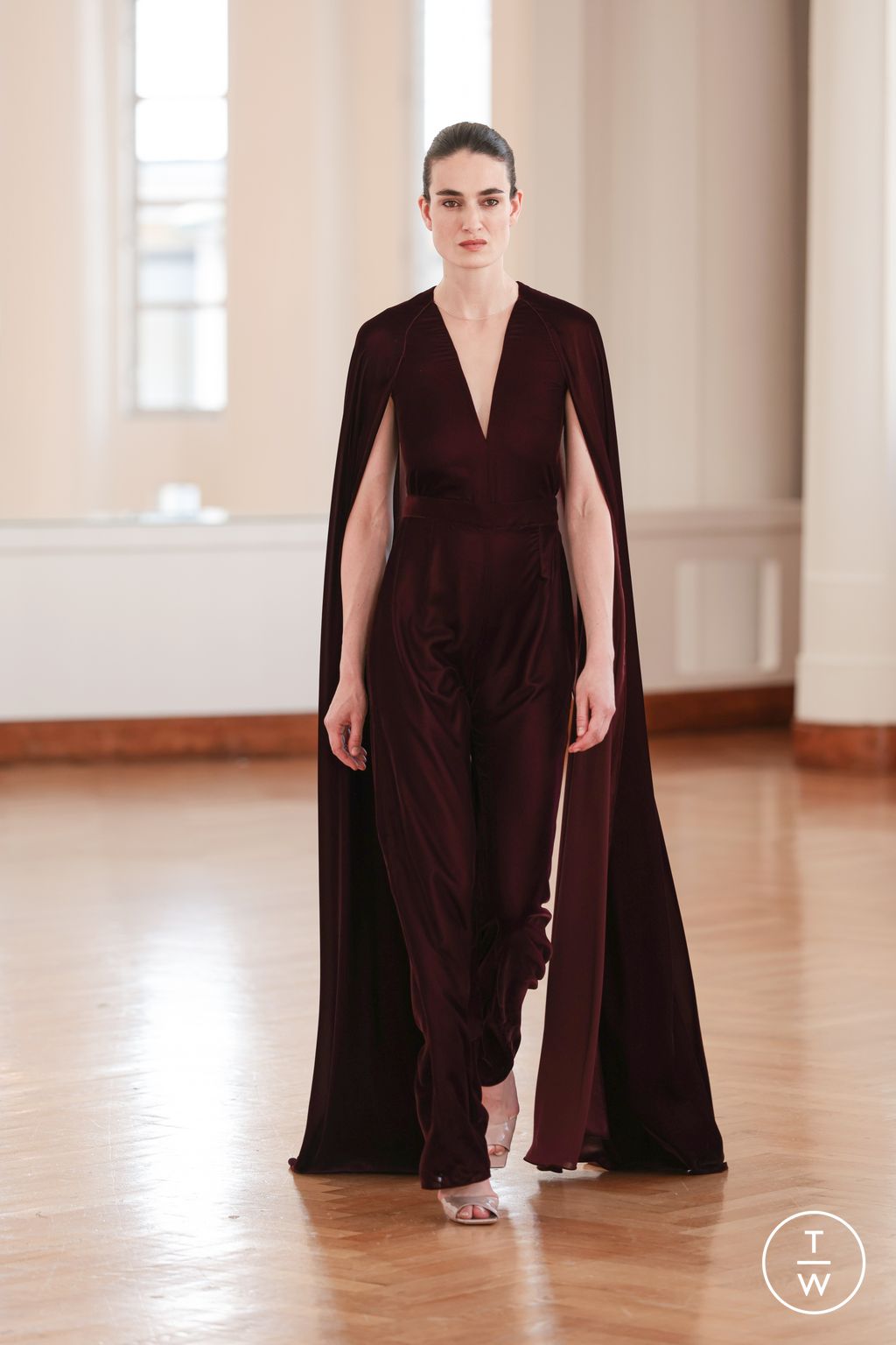 Fashion Week Paris Fall/Winter 2025 look 48 de la collection Natan couture