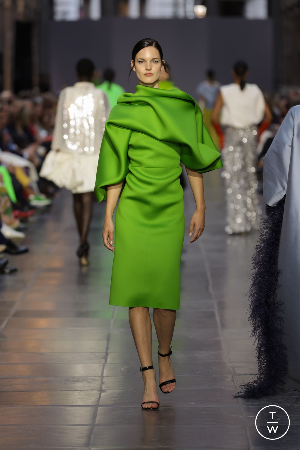 Fashion Week Paris Fall/Winter 2024 look 21 de la collection Natan couture