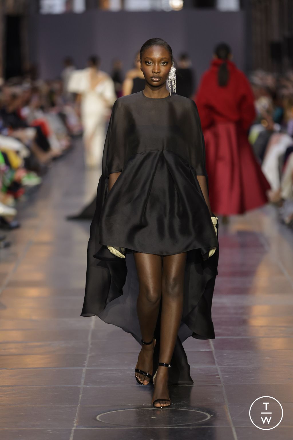 Fashion Week Paris Fall/Winter 2024 look 47 de la collection Natan couture