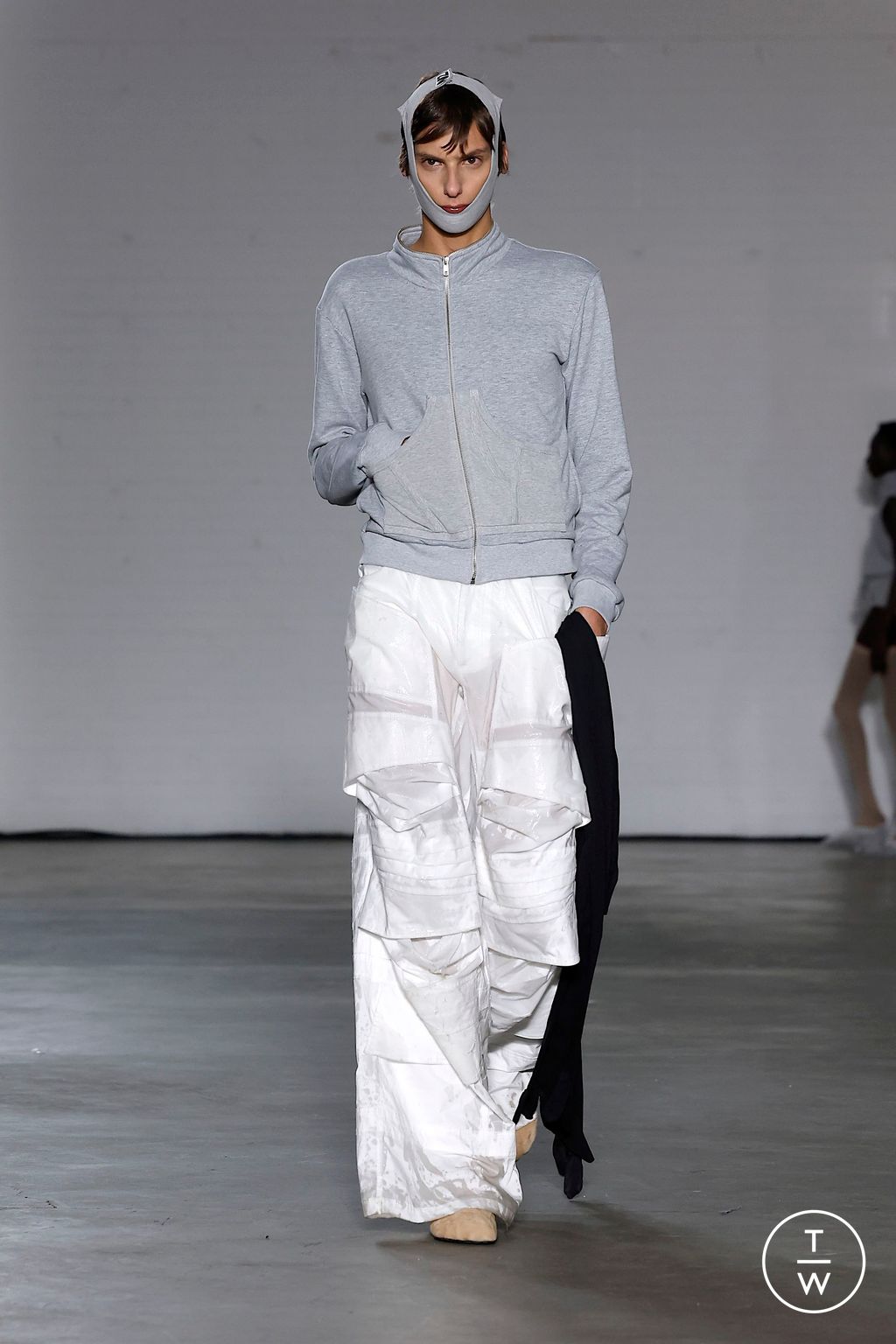Fashion Week London Spring/Summer 2025 look 7 from the Natasha Zinko collection womenswear