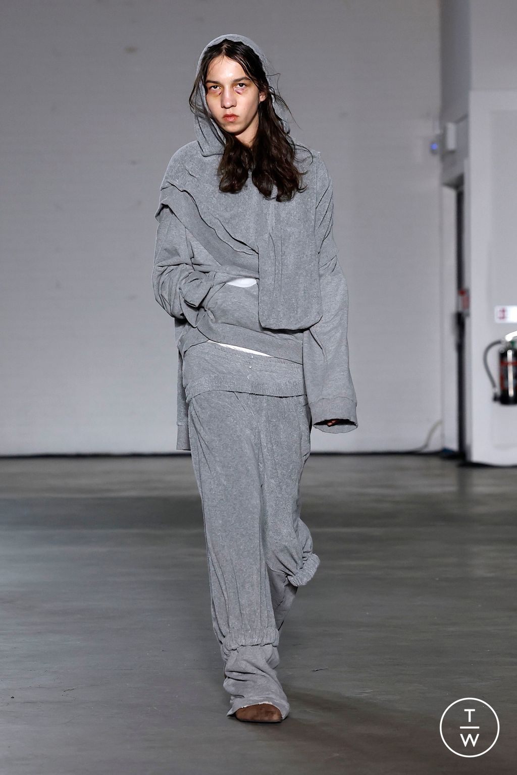 Fashion Week London Spring/Summer 2025 look 18 from the Natasha Zinko collection womenswear