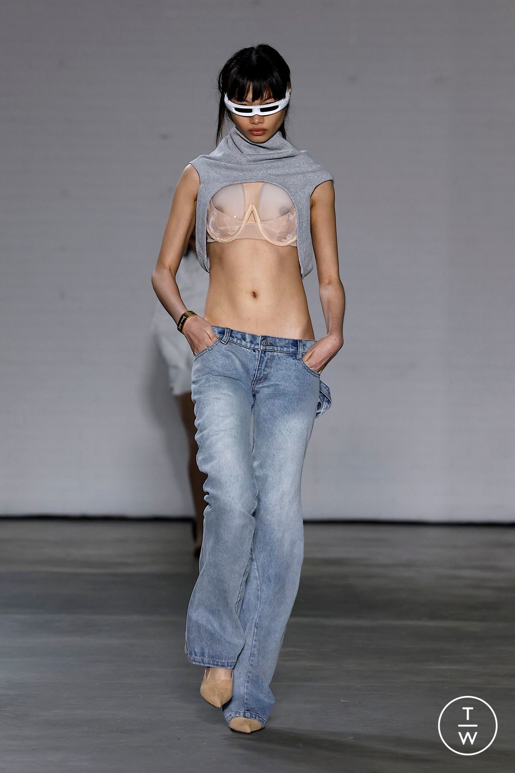Fashion Week London Spring-Summer 2025 look 21 from the Natasha Zinko collection womenswear