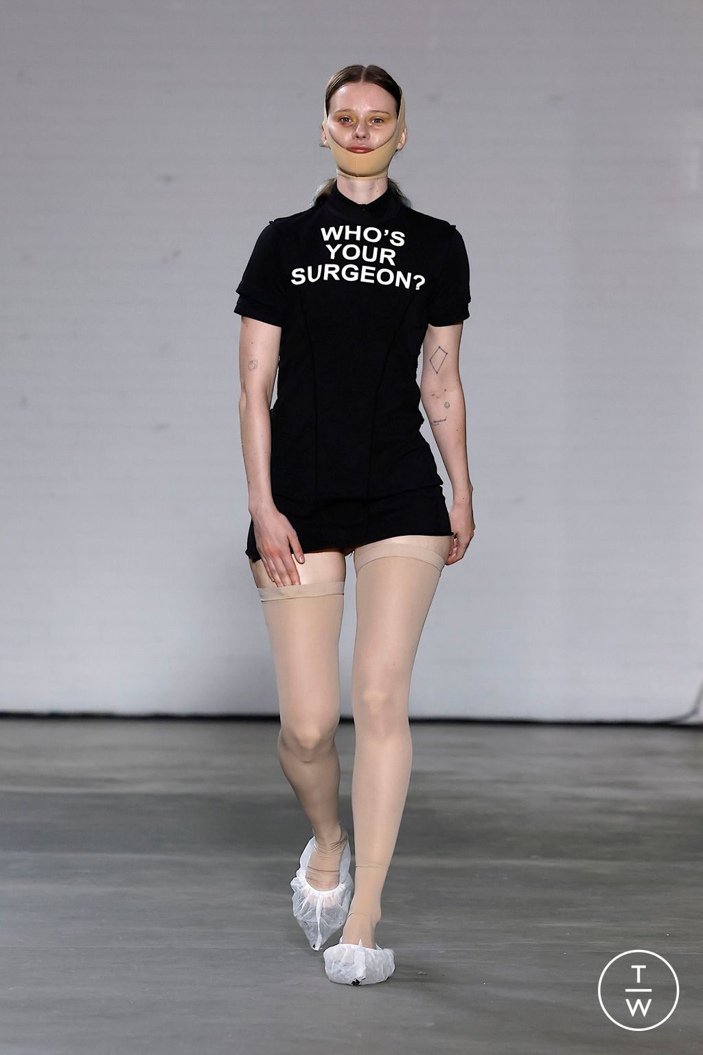 Fashion Week London Spring/Summer 2025 look 23 from the Natasha Zinko collection womenswear