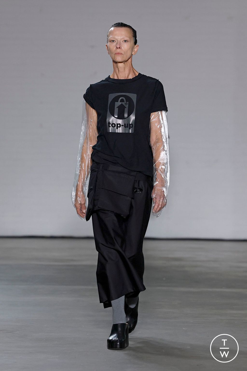 Fashion Week London Spring/Summer 2025 look 24 from the Natasha Zinko collection womenswear
