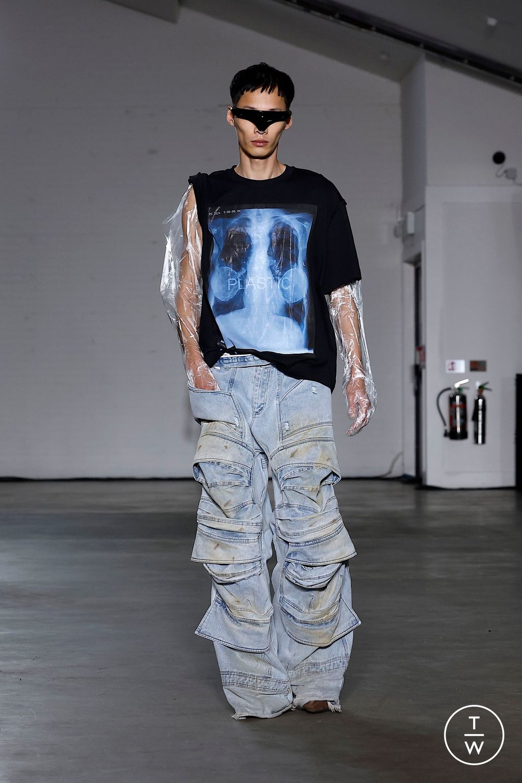 Fashion Week London Spring/Summer 2025 look 39 from the Natasha Zinko collection womenswear