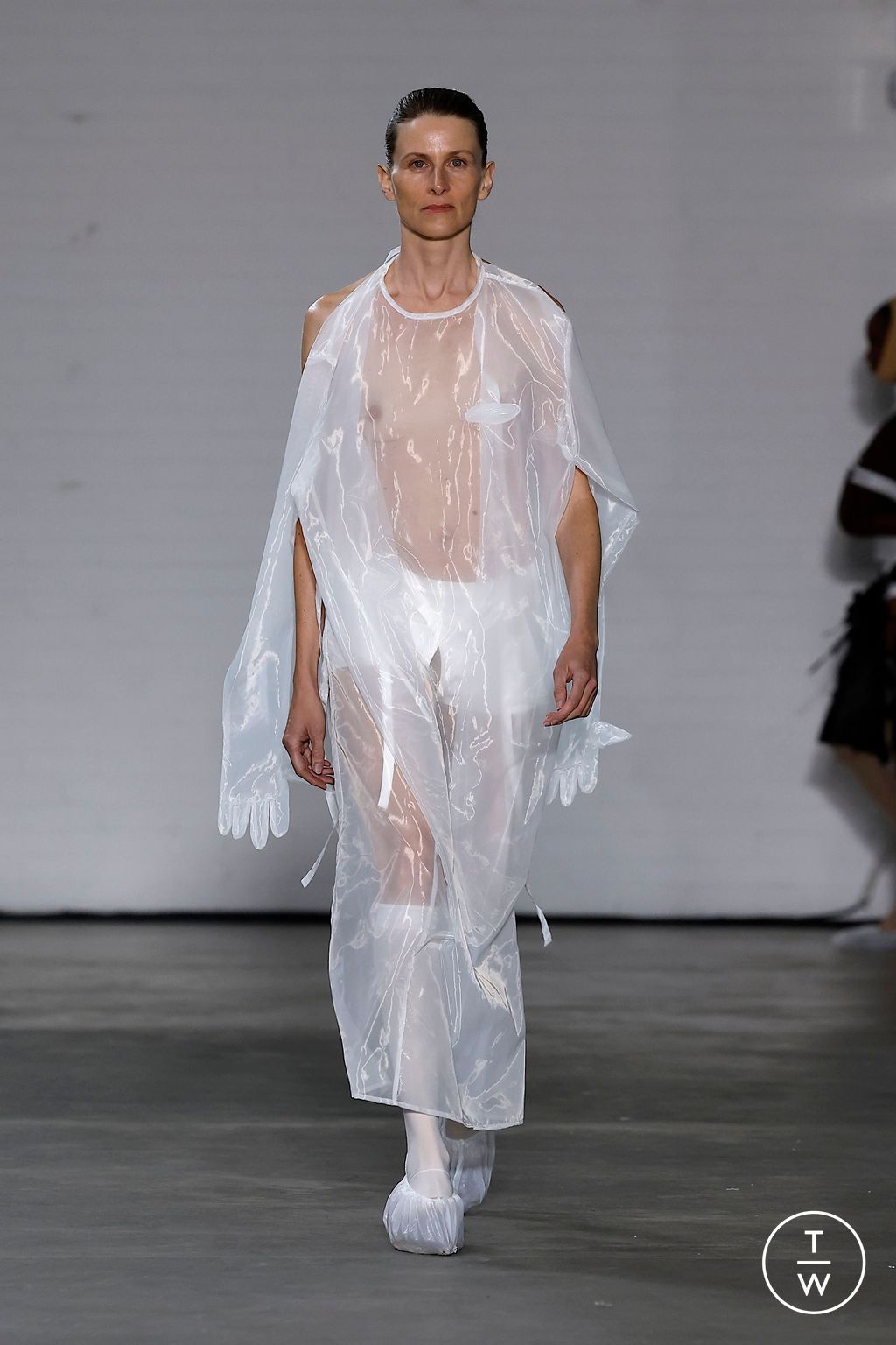 Fashion Week London Spring-Summer 2025 look 42 from the Natasha Zinko collection womenswear
