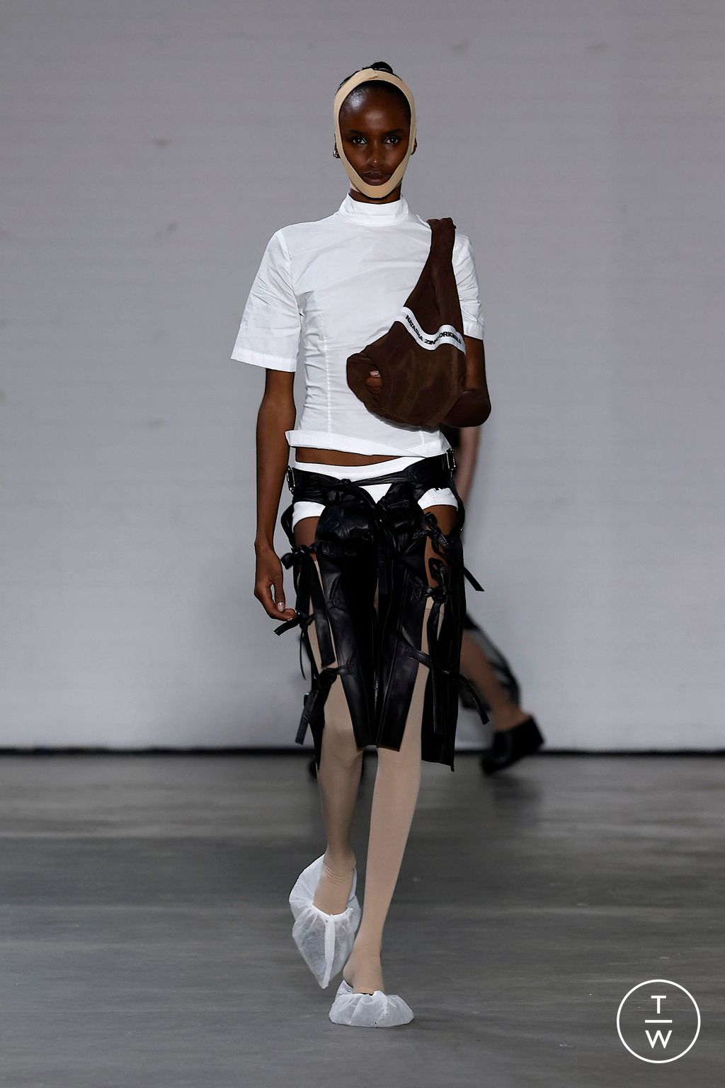 Fashion Week London Spring/Summer 2025 look 43 from the Natasha Zinko collection womenswear