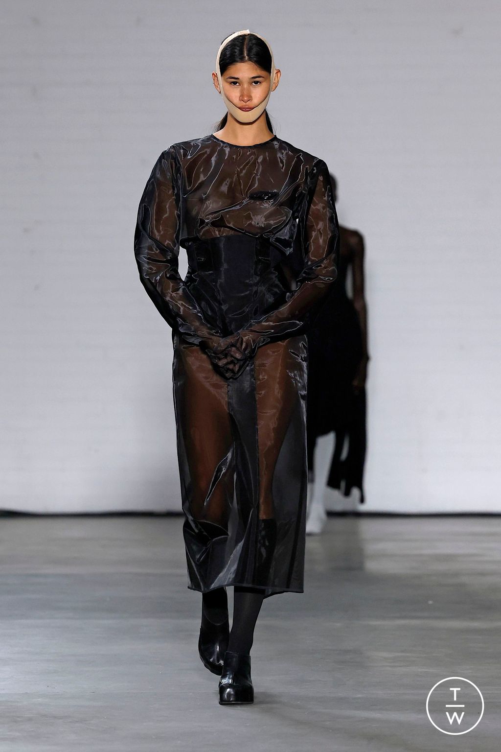 Fashion Week London Spring/Summer 2025 look 45 from the Natasha Zinko collection womenswear