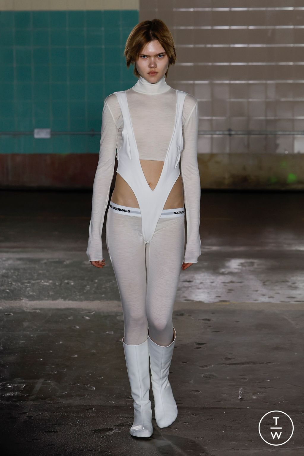 Fashion Week London Fall/Winter 2024 look 3 de la collection Natasha Zinko womenswear
