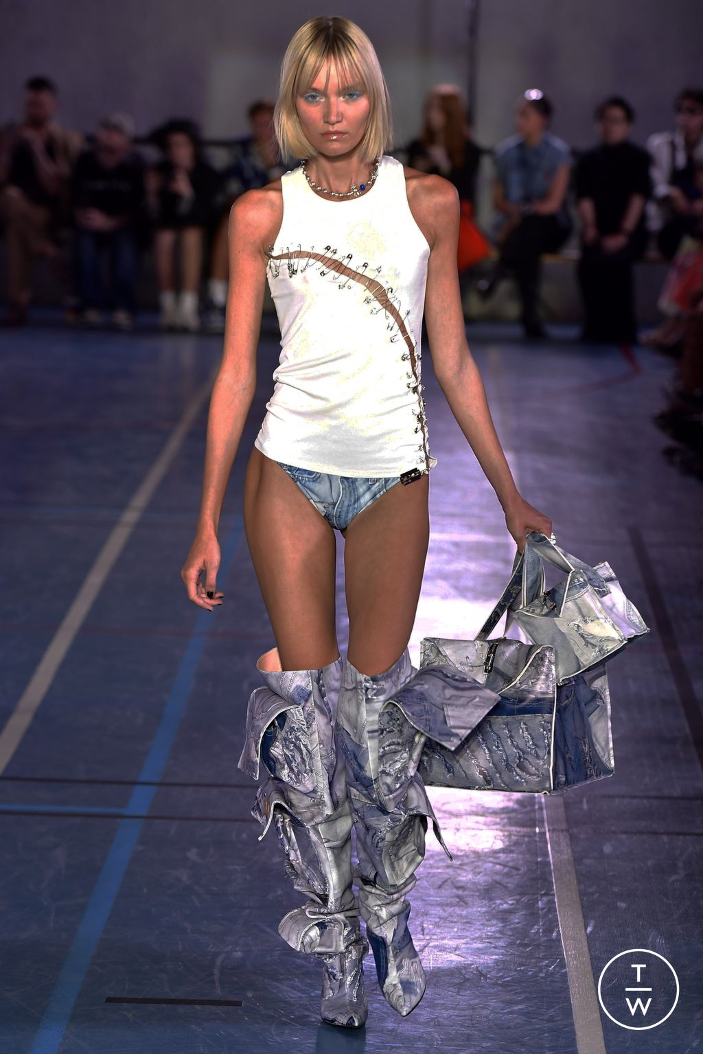 Fashion Week Paris Spring/Summer 2023 look 1 de la collection Natasha Zinko menswear