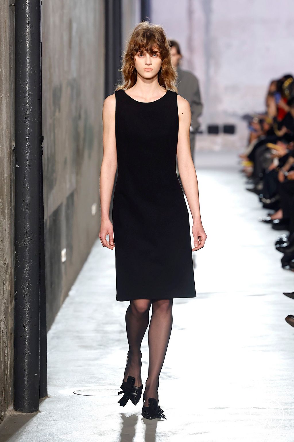 Fashion Week Milan Fall/Winter 2025 look 14 from the N°21 collection 女装