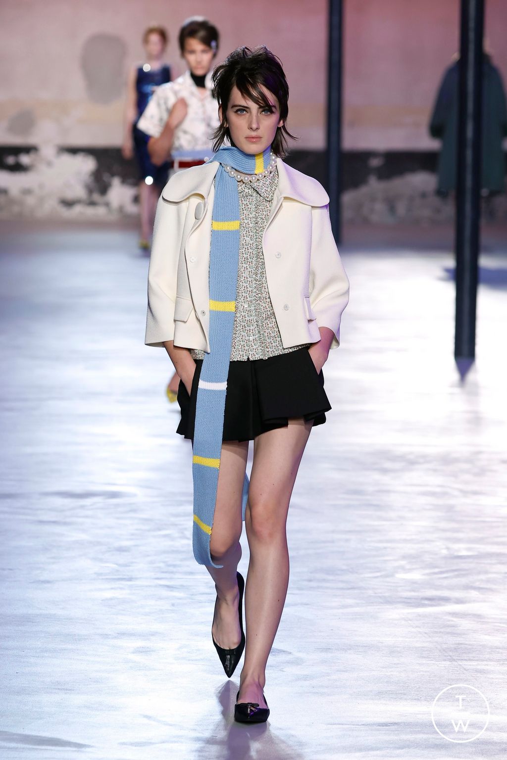Fashion Week Milan Spring/Summer 2025 look 9 from the N°21 collection 女装