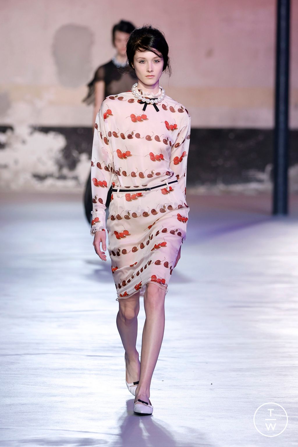 Fashion Week Milan Spring/Summer 2025 look 42 from the N°21 collection womenswear