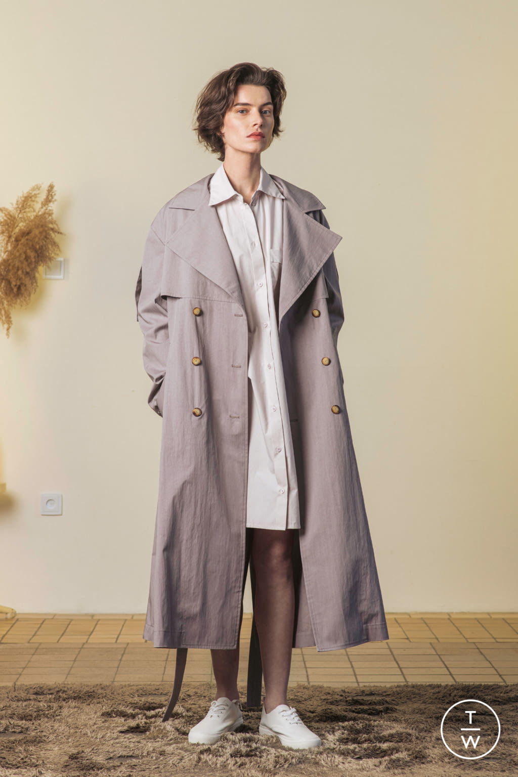 Fashion Week Paris Resort 2022 look 16 from the Nehera collection 女装