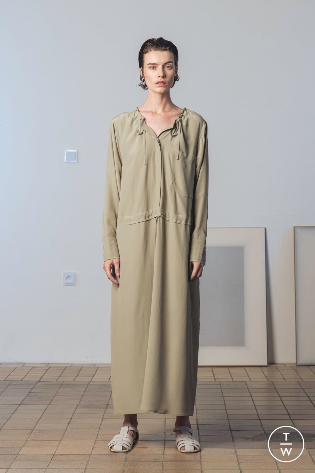 Fashion Week Paris Resort 2022 look 26 from the Nehera collection 女装
