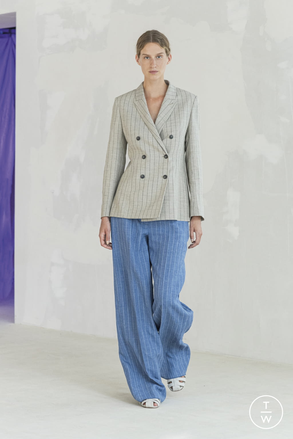 Fashion Week Paris Spring/Summer 2022 look 12 from the Nehera collection 女装