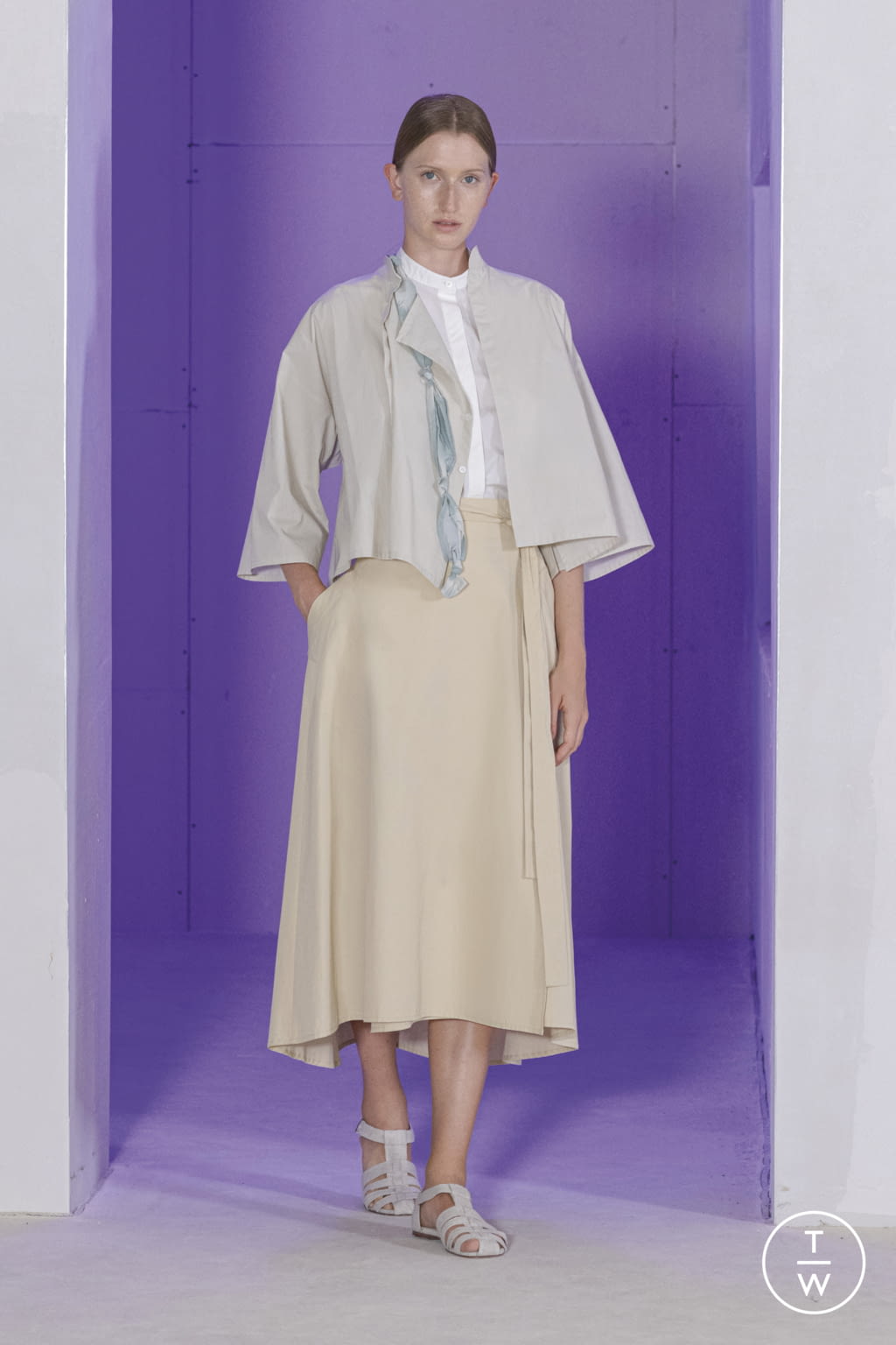 Fashion Week Paris Spring/Summer 2022 look 25 from the Nehera collection womenswear