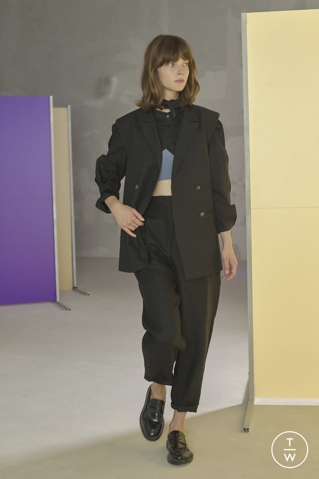 Fashion Week Paris Spring/Summer 2022 look 32 de la collection Nehera womenswear