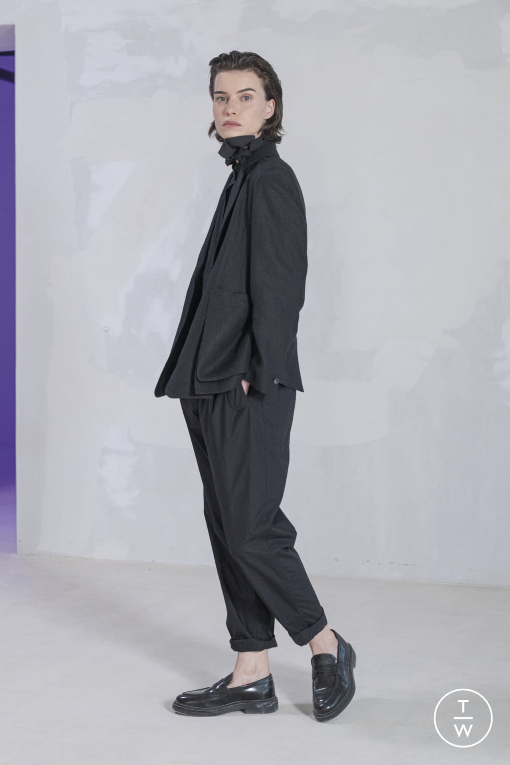 Fashion Week Paris Spring/Summer 2022 look 33 from the Nehera collection 女装